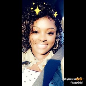 Meet your Posher, Johnell